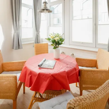 Strandloge Apartment *